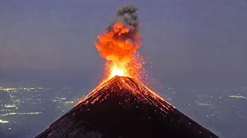 5 Stunning Volcano Eruptions Caught On Camera